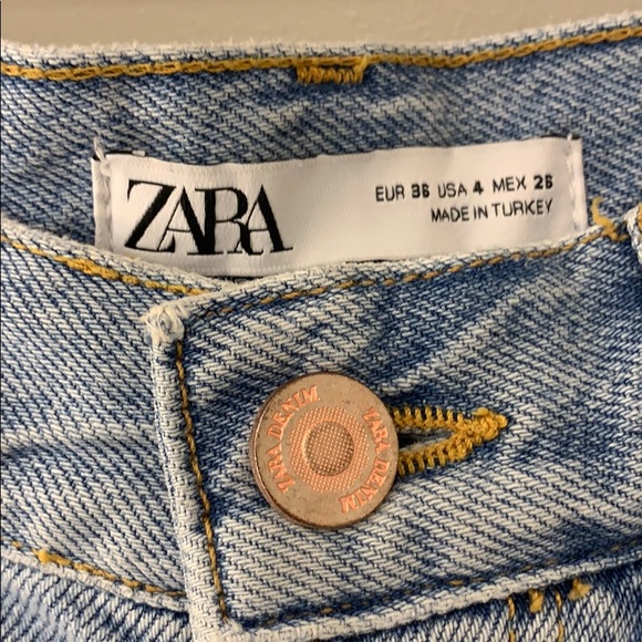 Size 4 ZARA shorts ! 💙✨ - Picture 2 of 4